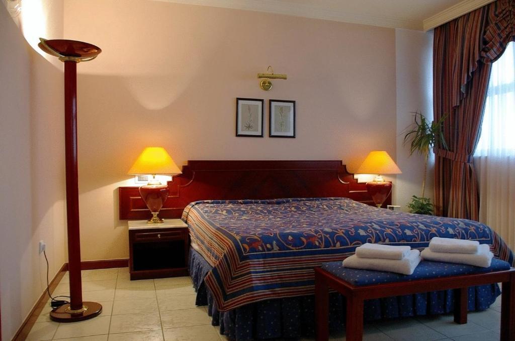 Bellevue Hotel And Resort Бардеев Екстериор снимка